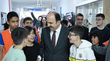Lider Altay LGS’ye Girecek Öğrencilere Muvaffakiyetler Diledi