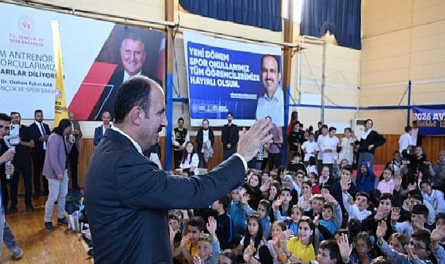 Lider Altay Merkez Dışındaki 28 İlçede Yaşayan Gençleri Yaz Spor Okullarına Davet Etti