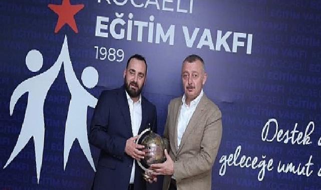 Lider Büyükakın, KEV’i ziyaret etti