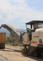 Lider Çerçioğlu’ndan Kuyucak’ta Yol Yenileme Çalışması