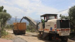Lider Çerçioğlu’ndan Kuyucak’ta Yol Yenileme Çalışması