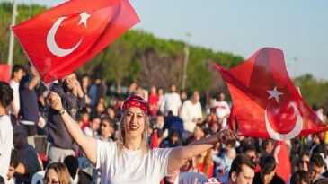 Maltepe’de Ulusal Heyecan Binleri Buluşturdu