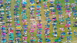 Matlar çimlere serildi Kültürpark’ta yoga rüzgârı esti