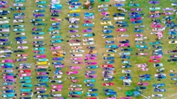 Matlar çimlere serildi Kültürpark’ta yoga rüzgârı esti
