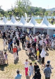 Minikler, Karneval’da hem eğleniyor hem üretiyor