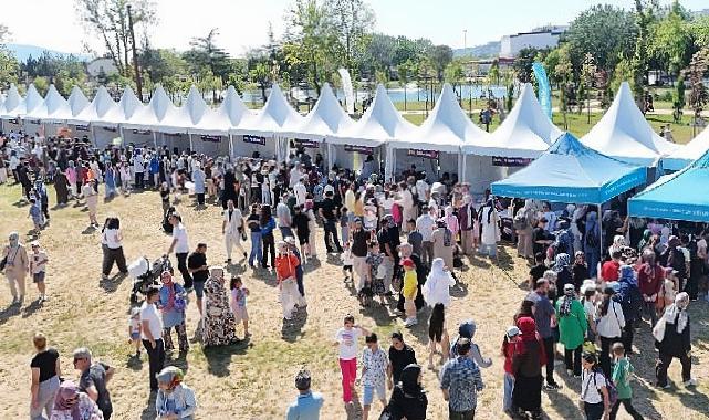Minikler, Karneval’da hem eğleniyor hem üretiyor