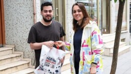 Öğrencilere ikramlar Bayrampaşa Belediyesi’nden