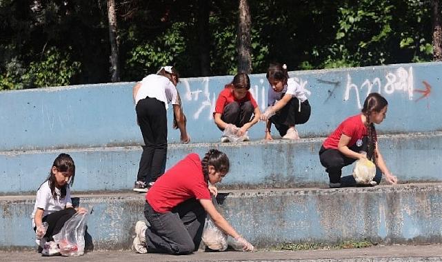 Öğrencilerinden Mıntıka Paklığı
