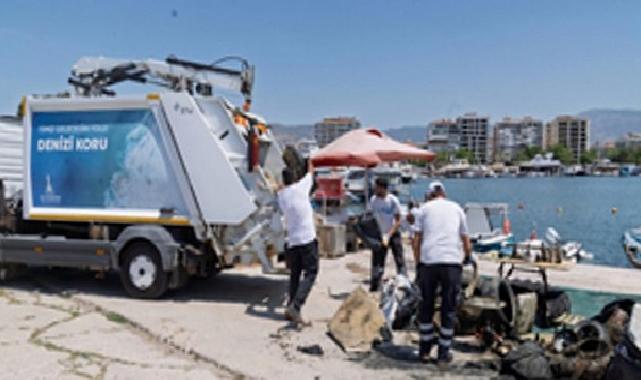 Otomobil lastiği, masa, sandalye de çıktı klozet kapağı da