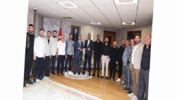 Şampiyon Gölcükspor kupasıyla Lider Büyükakın’a geldi