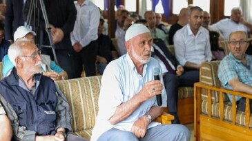 “Vatandaş Soruyor, Lider Cevaplıyor” Programı Akıncılar, Dumlupınar ve Yazır Mahallelerinde Gerçekleştirildi