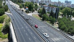 Vilayetler Bankası Kavşağı’nda asfalt çalışması yapıldı