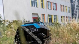 Yenişehir’de yabani otlara teknolojik tırpan