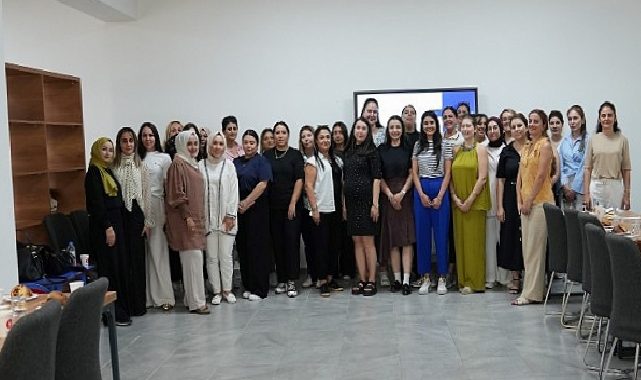 Ailelere Yönelik “Ergenlik Periyodunu Anlamak” Semineri Düzenlendi