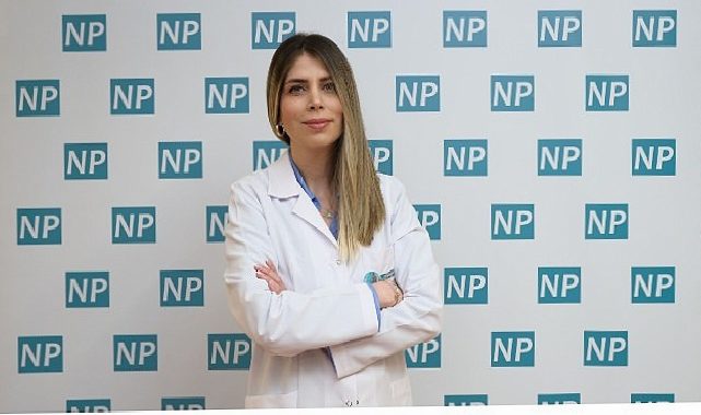 Ayna karşısında yapılan olumlamalar terapi yerine geçmiyor!