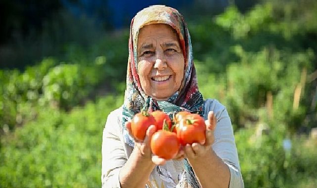 Bornova’da bayan eliyle büyüyen dayanışma