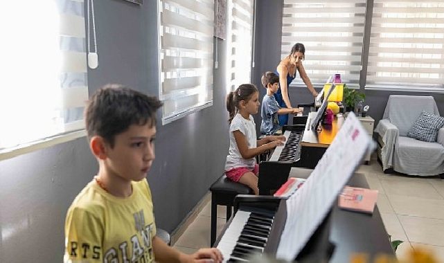 Bornova’da yaz tatili üretime dönüştü