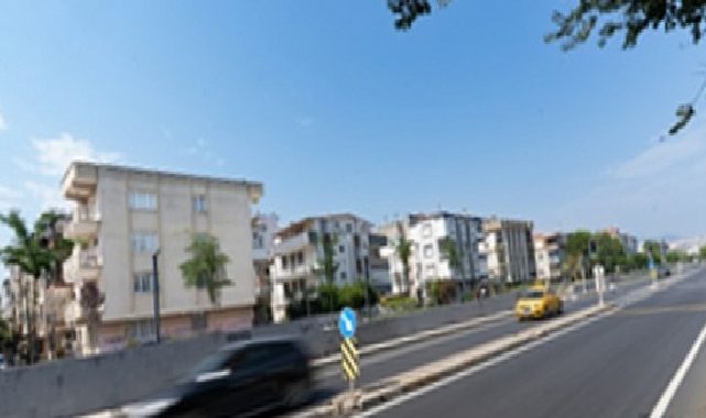 Buca’nın ana arterleri teker teker yenileniyor