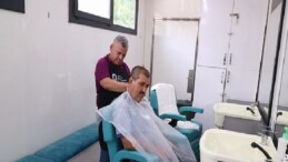 Büyükşehir’in Taşınabilir Kuaför Tırı yaylalarda hizmet veriyor