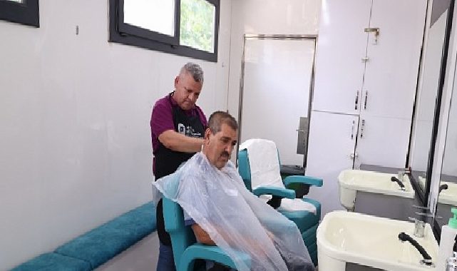 Büyükşehir’in Taşınabilir Kuaför Tırı yaylalarda hizmet veriyor