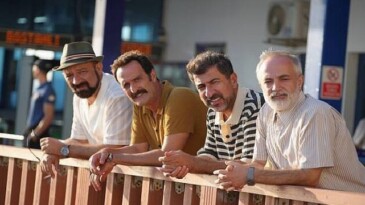 Çakallarla Dans 8: Şututgart Çıkarması geliyor