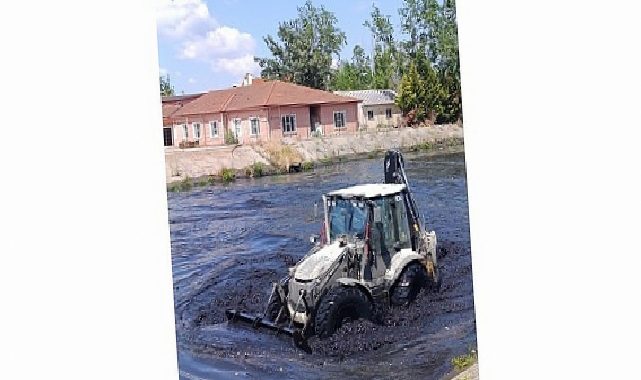 Dere Yataklarına Atılan Atıklar Taşkın Riskini Artırıyor