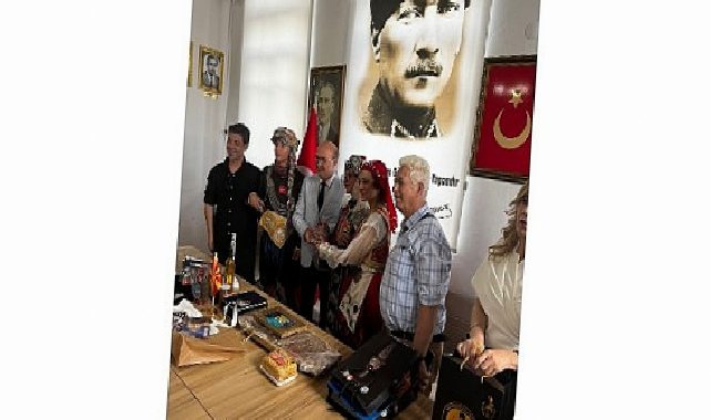 Efes Selçuk Halk Oyunları Grubu Akşehir’de Büyük Beğeni Topladı
