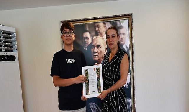 Efes Selçuk’un Gururu Emirhan Kaptan’a TEMA Vakfı Bağışıyla Tebrik