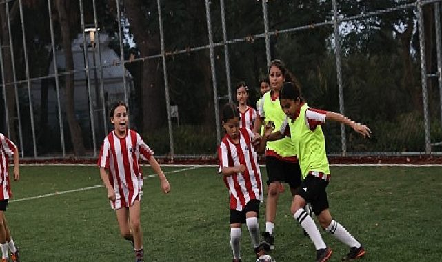 Futbol Akademisi’nde yaz dönemi