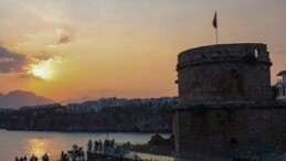 Hıdırlık Kulesi yine Antalyalılarla buluştu