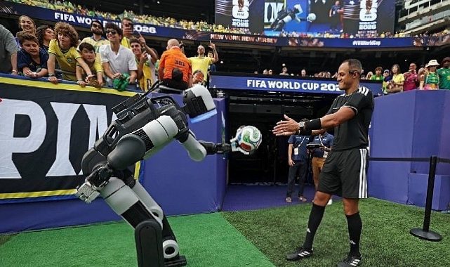 Hyundai’nin İnsansı Robotu Atlas FIFA Dünya Kupası 2026™ Sahnesinde
