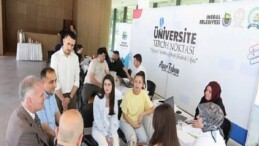 İnegöl Belediyesi Tercih Sürecinde De Öğrencilerin Yanında