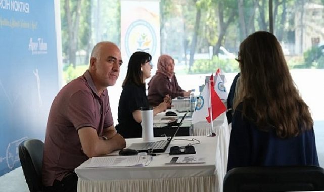 İnegöl Belediyesi’nden Öğrencilere Fiyatsız Yks Tercih Danışmanlığı