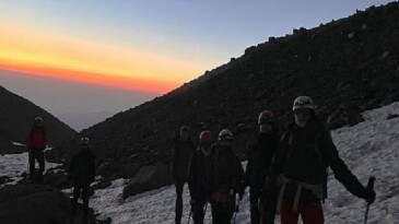 İnegöl Belediyespor Dağcıları 15 Temmuz İçin Erciyes’e Tırmandı