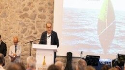 İzmir’deki uluslararası eleştirel eğitim zirvesi başladı