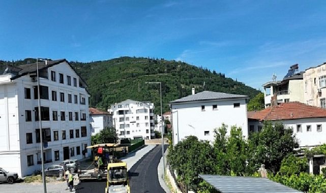 Karamürsel Caddesi baştan sona yenileniyor