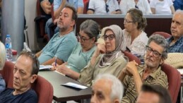 Karşıyaka’da kentsel dönüşüm zirvesi: Uzmanlar vatandaşlarla buluştu