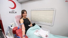 Karşıyaka’da manalı kampanya: Mahallenin gücü kan bağışıyla büyür!
