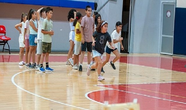 Karşıyakalı çocuklara yaza özel oryantiring eğitimi