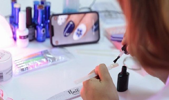Konaklı bayanlar fiyatsız kurslarla meslek öğreniyor