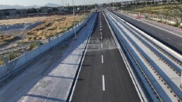 Konya Büyükşehir, Kent Hastanesi-Yeni Sanayi Tramvay Çizgisi Güzergâhındaki Bölgelerin Yol Altyapısını Güçlendiriyor
