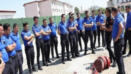 Konya İtfaiyesi Ereğli T Tipi Ceza İnfaz Kurumu Çalışanına Yangına Müdahale Eğitimi Verdi