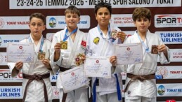 Kürsülerin değişmeyen adresi: Kağıtspor