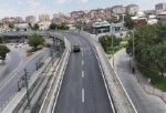 Lider Altay Kunduracılar Üst Geçidi’nde Asfaltı Yenileyerek Standardı Yükselttiklerini Açıkladı