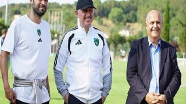 Lider Büyükakın’dan Kocaelispor’a moral