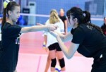 Lider Çerçioğlu’nun Çalışmalarıyla Minik Atletler Yaz Tatilinde Voleybolla Buluşuyor
