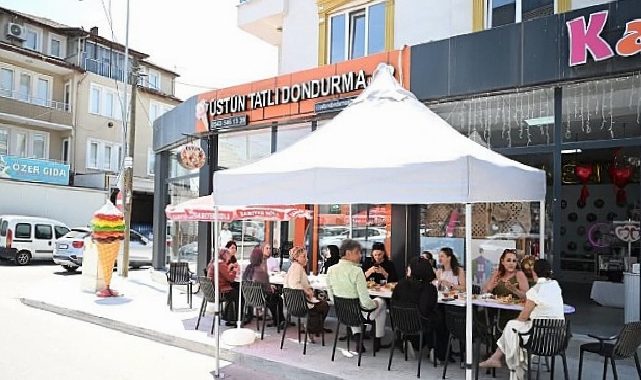 Lider Kocaman, İstasyon Mahallesi’nin Bayan Esnaflarıyla Bir Araya Geldi