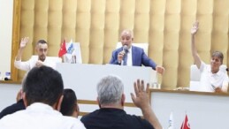 Lider Sandıkçı: “Eser ve hizmet seferberliğimizi kararlılıkla sürdürüyoruz”