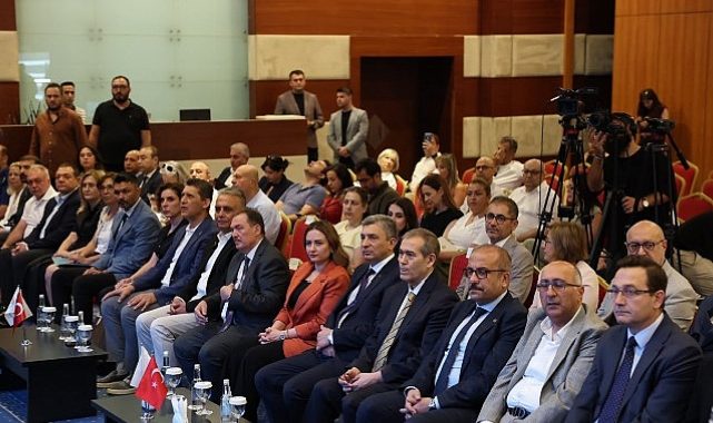 Lider Vekili Özdemir Kaleiçi Doruğu’na katıldı
