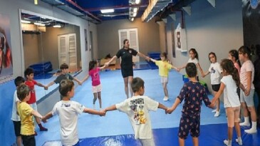 Maltepe Belediyesi Yaz Spor Kursları’yla sporda fırsat eşitliğini destekliyor